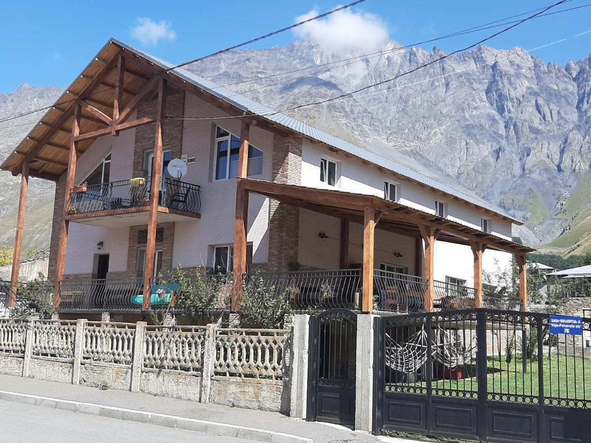Guest House 15 Stepantsminda Exterior photo